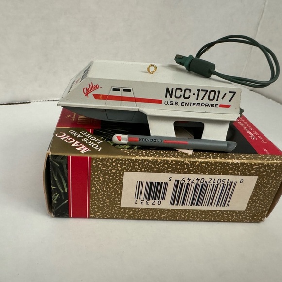 Shuttle Craft Galileo from Starship Enterprise Ornament - Picture 5 of 5